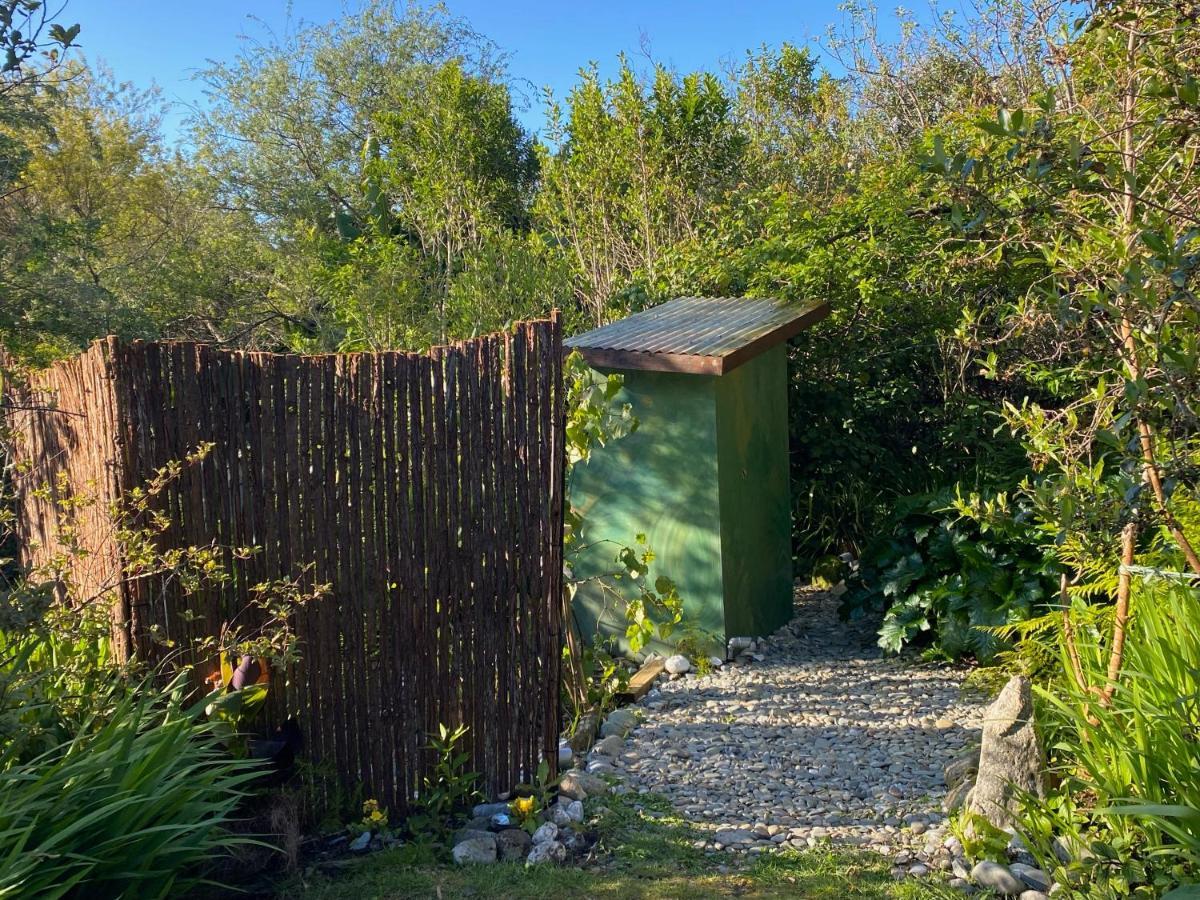 Omarama Oasis - Permaculture Glamping Hotell Pohara Exteriör bild