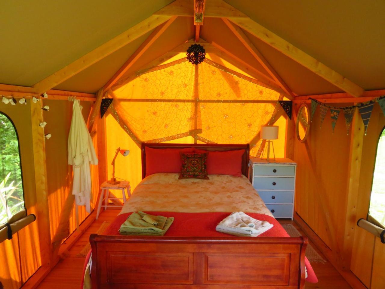 Omarama Oasis - Permaculture Glamping Hotell Pohara Exteriör bild