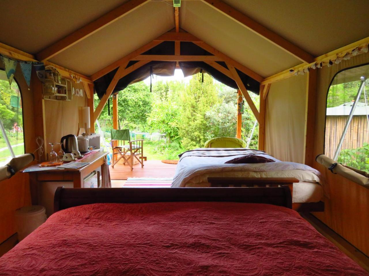 Omarama Oasis - Permaculture Glamping Hotell Pohara Exteriör bild
